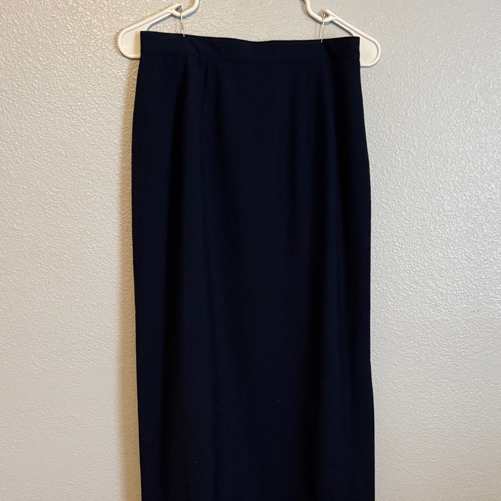 AF Mess Dress Skirt- Sleek Professional Fit